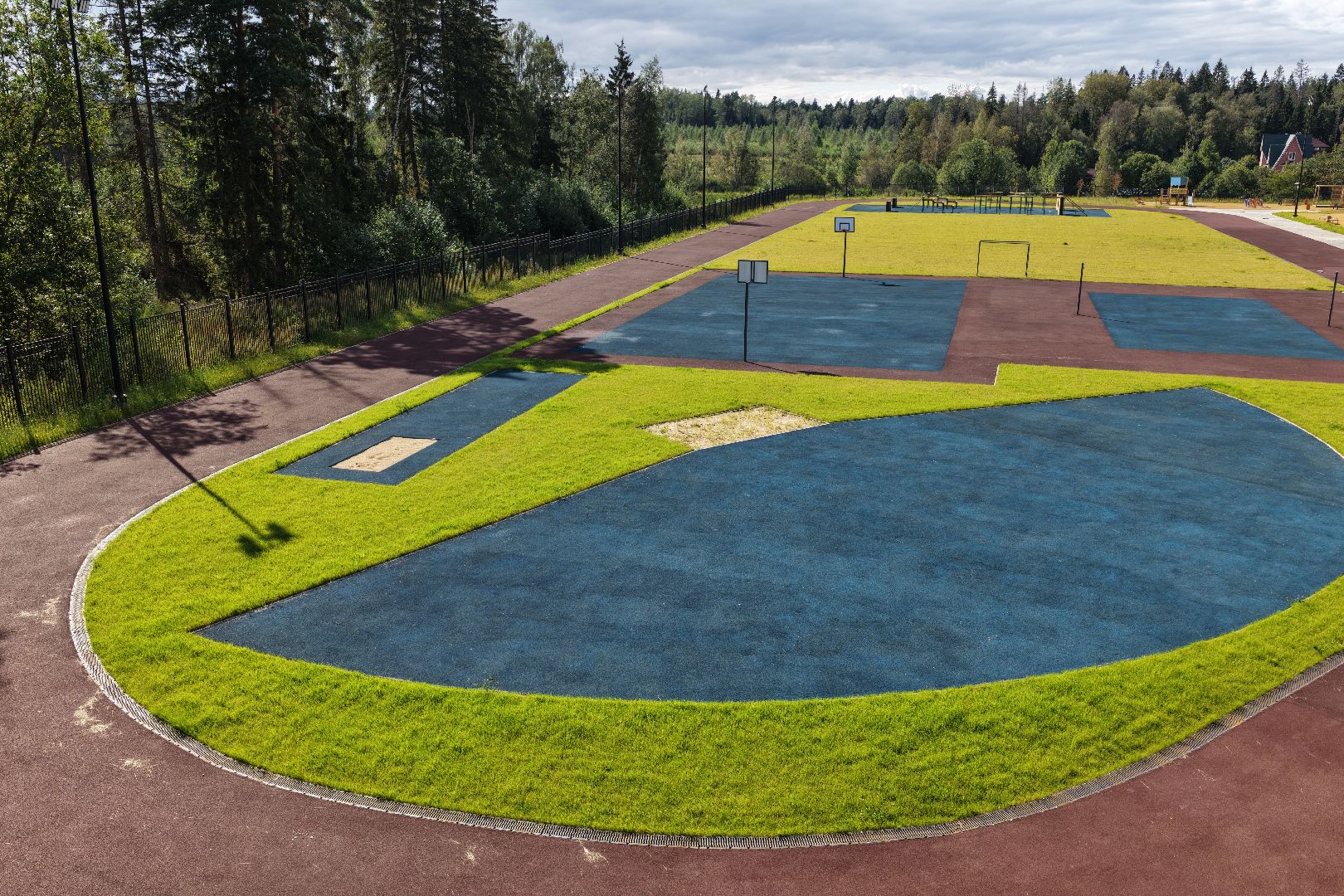 видео с коптера, школа в ЖК Митино О2, новая школа в красногорске,