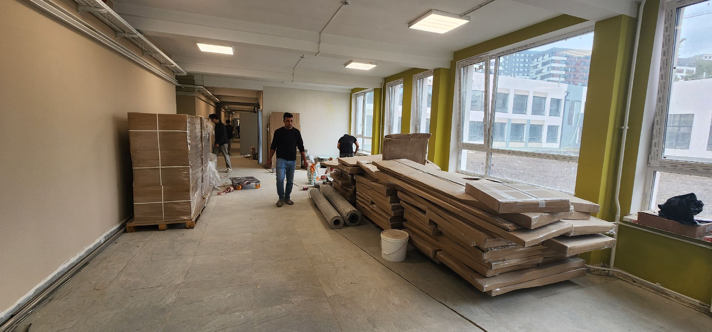 долгопрудный, школы, капремонт, робот-мойщик, благоустройство пришкольной территории,  фасад, цоколь, парты,