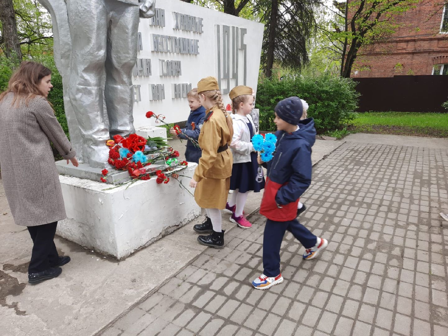 Серпухов, Подмосковье, День Победы, дети, память