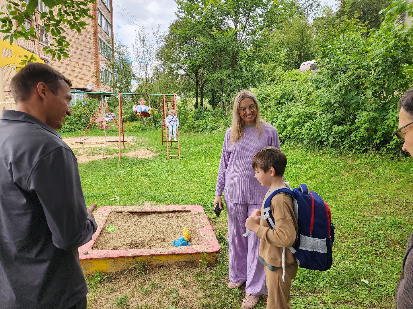 красноармейск, городской округ пушкинский, подарок губернатора, первоклассники,