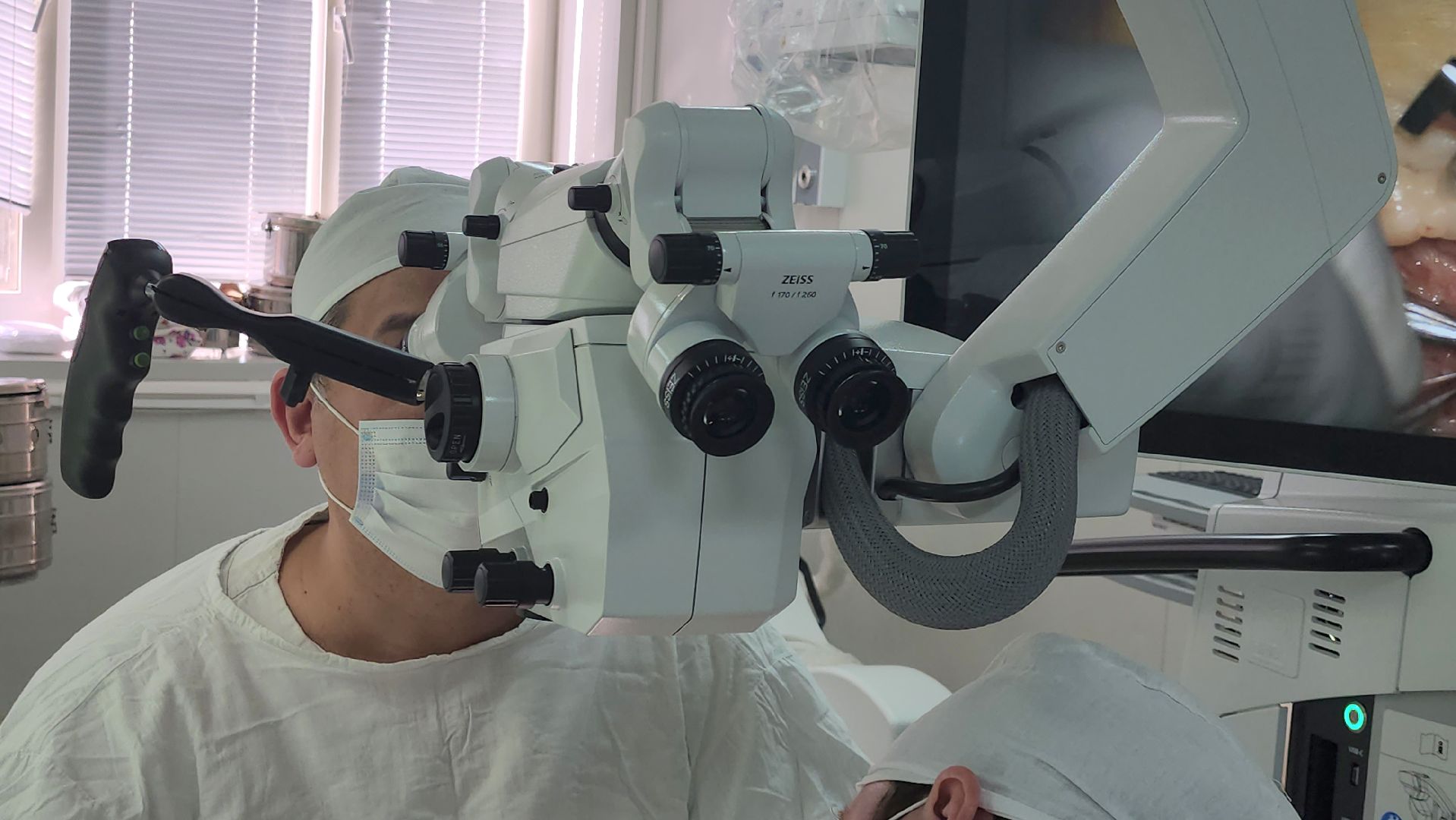 наро-фоминский городской округ, наро-фоминская областная больница, микроскоп , Травматология ,Операционный микроскоп, Здравоохранение Подмосковья ,