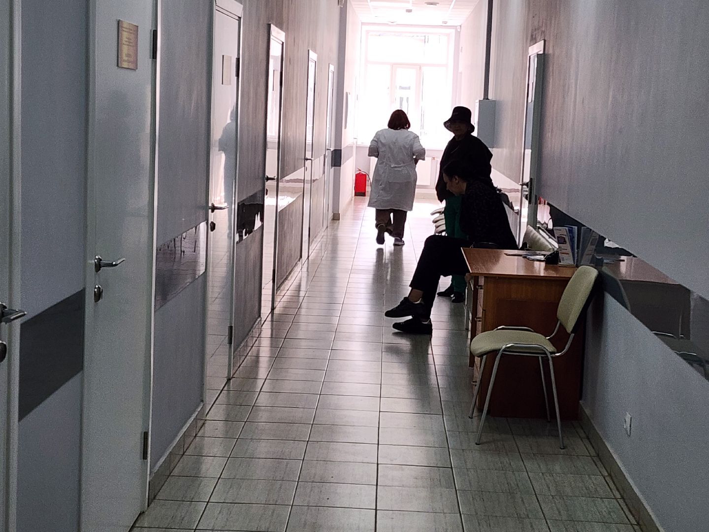 чехов, чеховская больница, главный врач андрей попов, личный прием, вопросы жителей, обращения граждан, льготные лекарства, лекарственная терапия, трудоустройство медиков, логопед, проект навстречу здоровью, диалоги о здоровье, уролог, экспресс-тестирование,  пса,