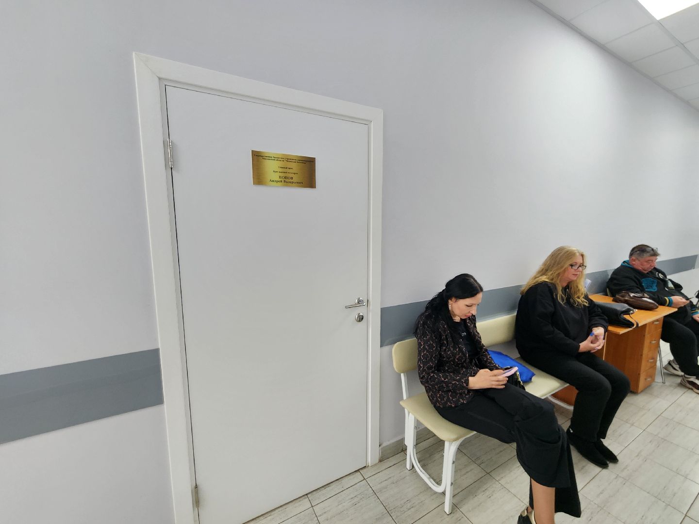 чехов, чеховская больница, главный врач андрей попов, личный прием, вопросы жителей, обращения граждан, льготные лекарства, лекарственная терапия, трудоустройство медиков, логопед, проект навстречу здоровью, диалоги о здоровье, уролог, экспресс-тестирование,  пса,