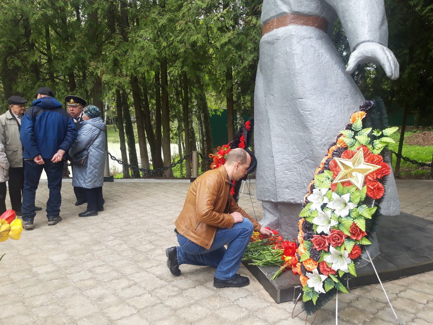 праздники, пенсионеры,