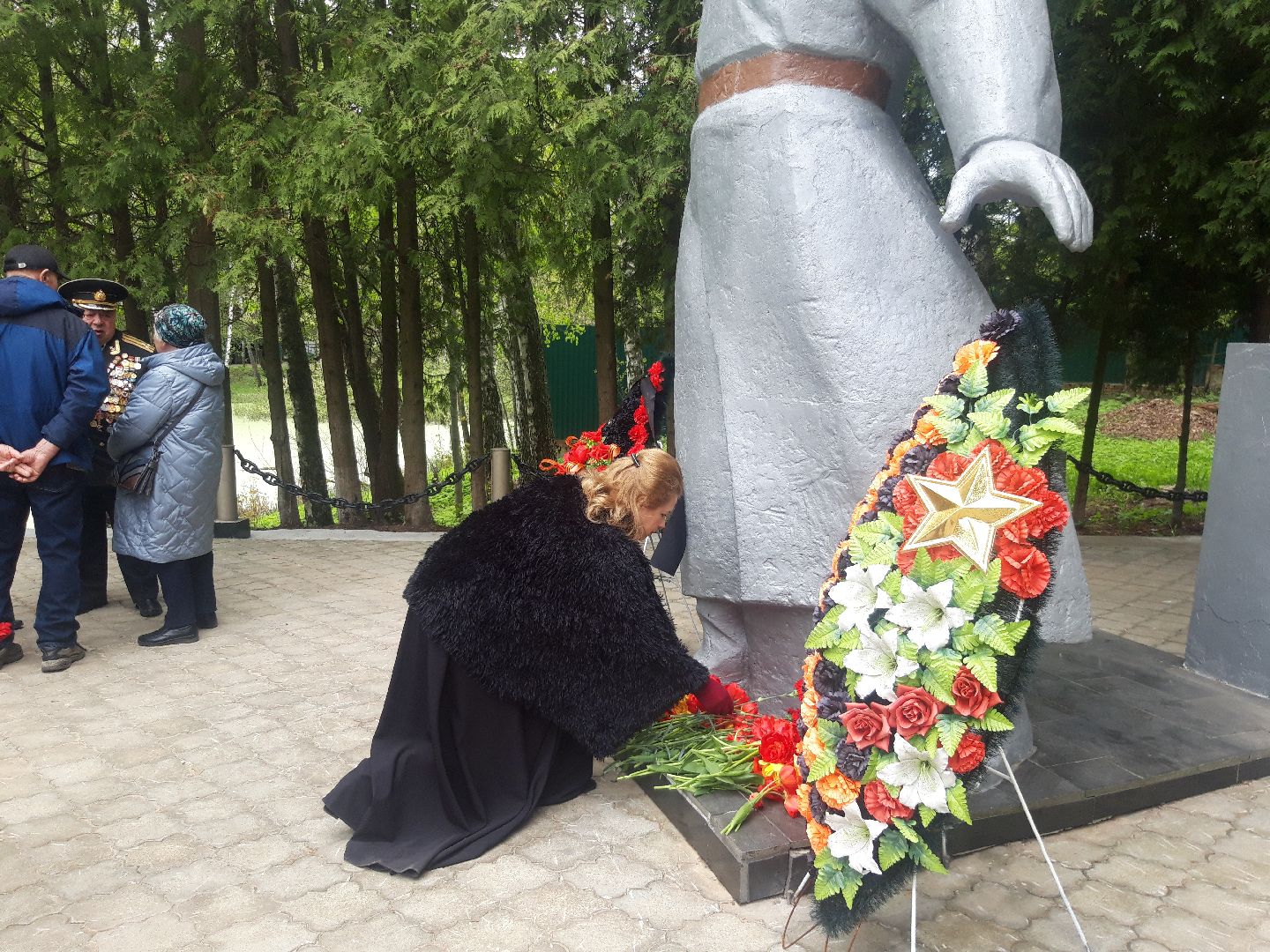 праздники, пенсионеры,