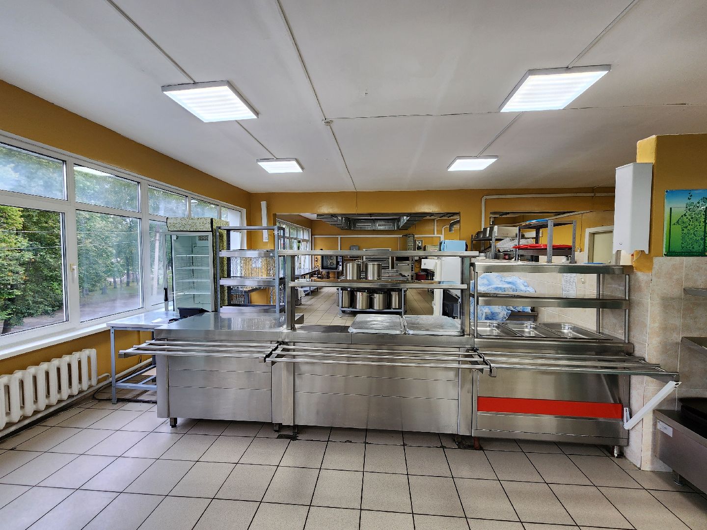 чехов, улица мира 7а, гимназия 7, подготовка к новому учебному году, кабинеты, учебники, книгообеспеченность, меню в столовой, новые блюда, текущий ремонт помещений, уборка, оборудование и мебель,директор гимназии елена рубцова,педагоги и учителя,