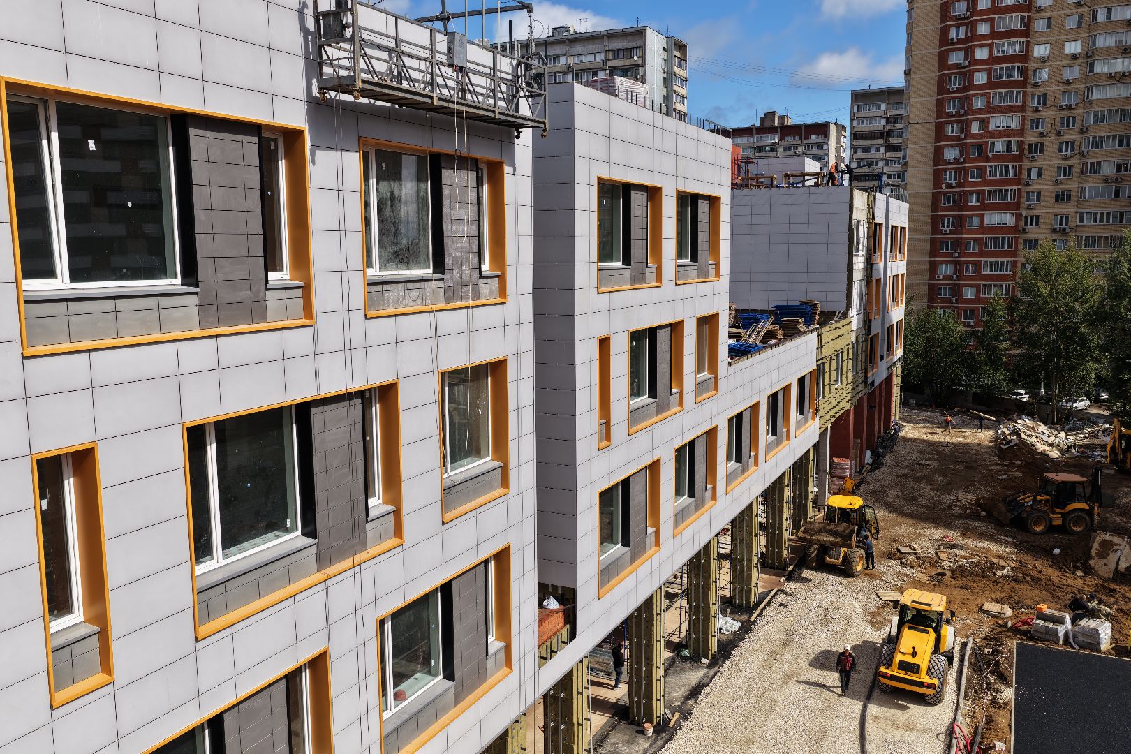 видео с коптера, пристройка к немчиновскому лицею,