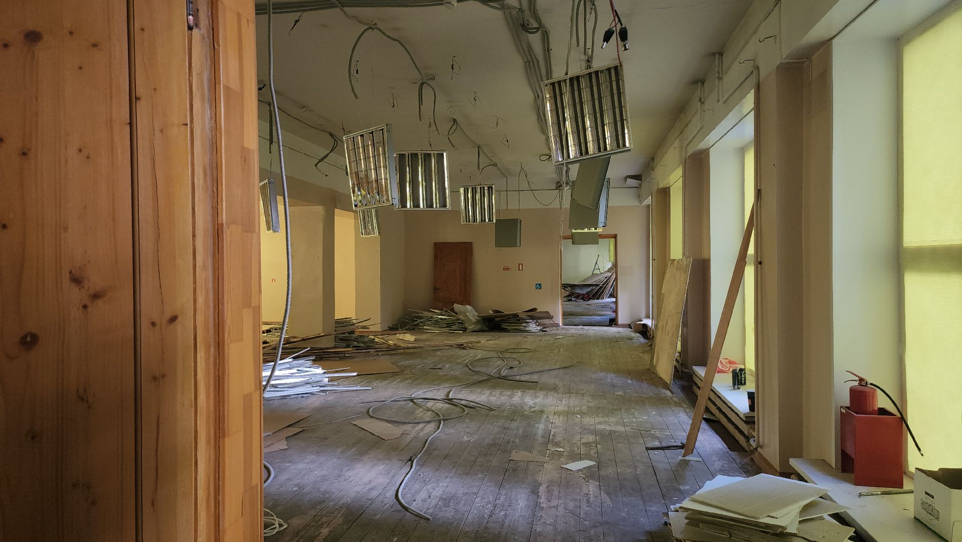 люберцы, библиотека им Есенина, ремонт библиотеки,