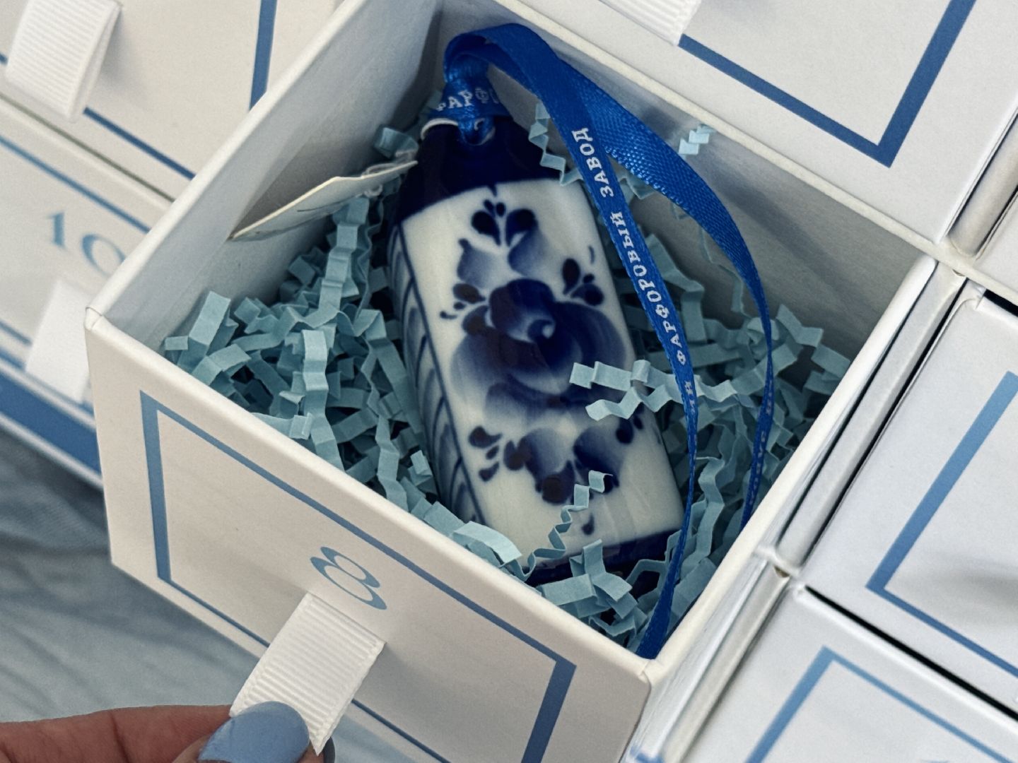 гжель, раменское,  эксклюзив, эксклюзивное изделие, ручная работа, фарфор, промысел, народный промысел,