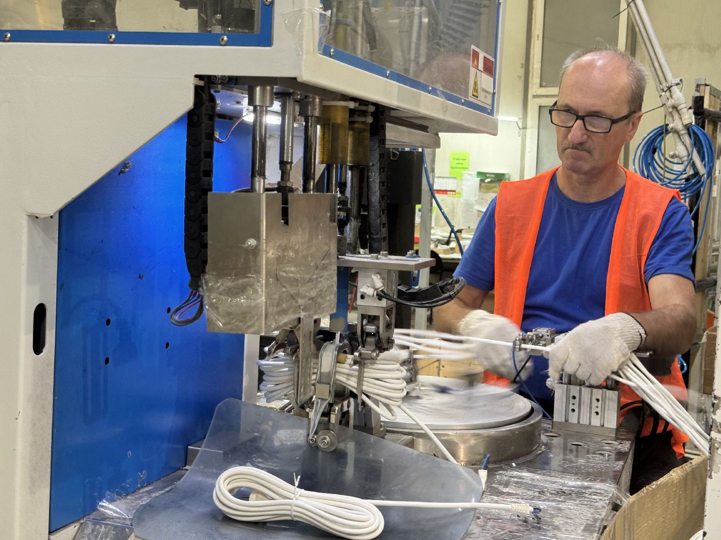 шаховская, бизнес, производство, завод,вакансии, рабочие места,