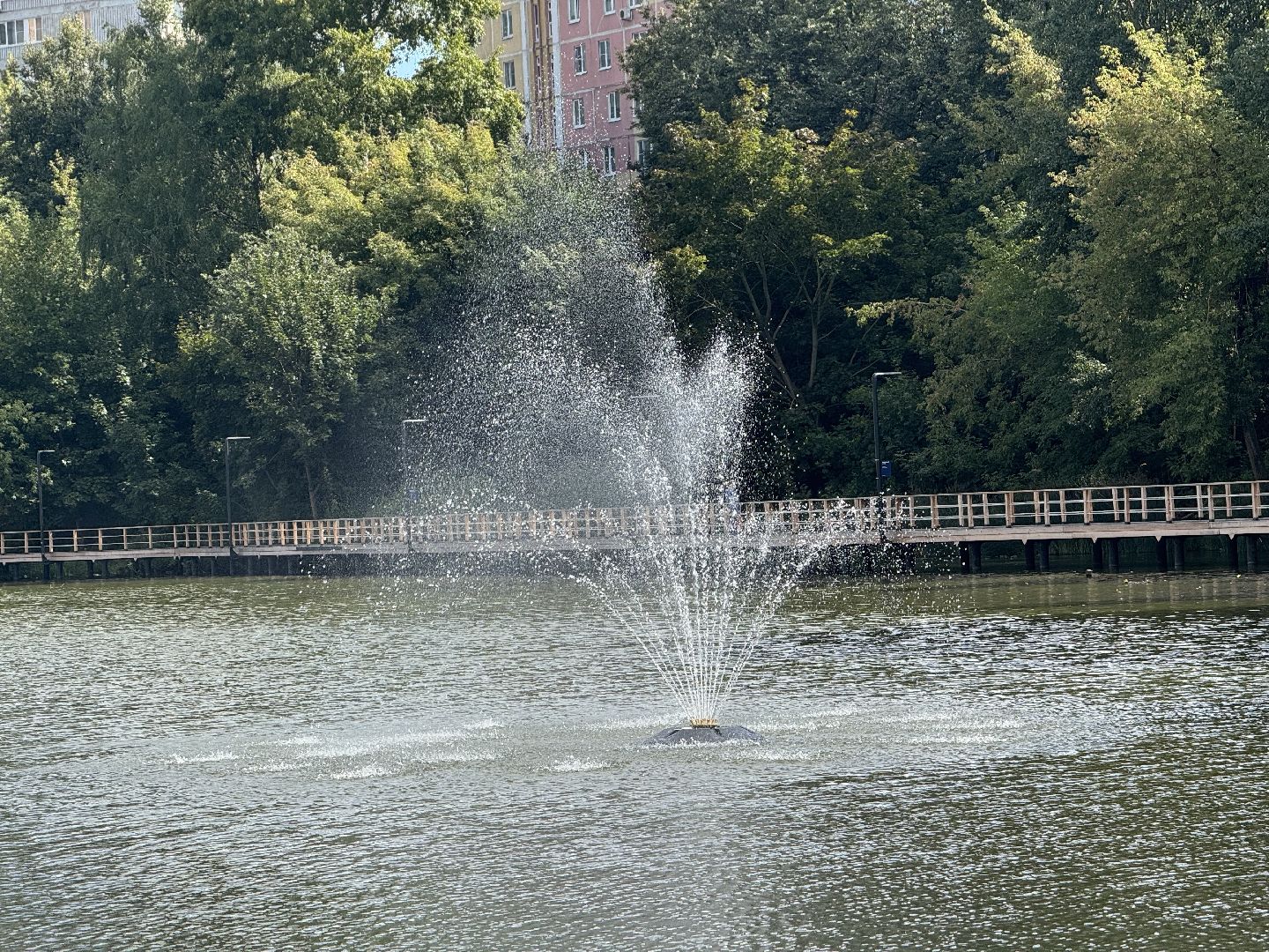 ленинский городской округ, малый тарычевский пруд, установка фонтана, плавающий фонтан,