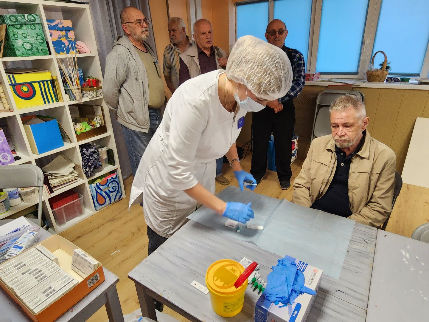 чехов, дворец спорт олимпийский, клуб активное долголетие, встреча жителей с урологом, экспресс тесты пса, скрининг, анализы крови, главврач чеховской больницы, консультации, проект навстречу здоровью,диалоги о здоровье,