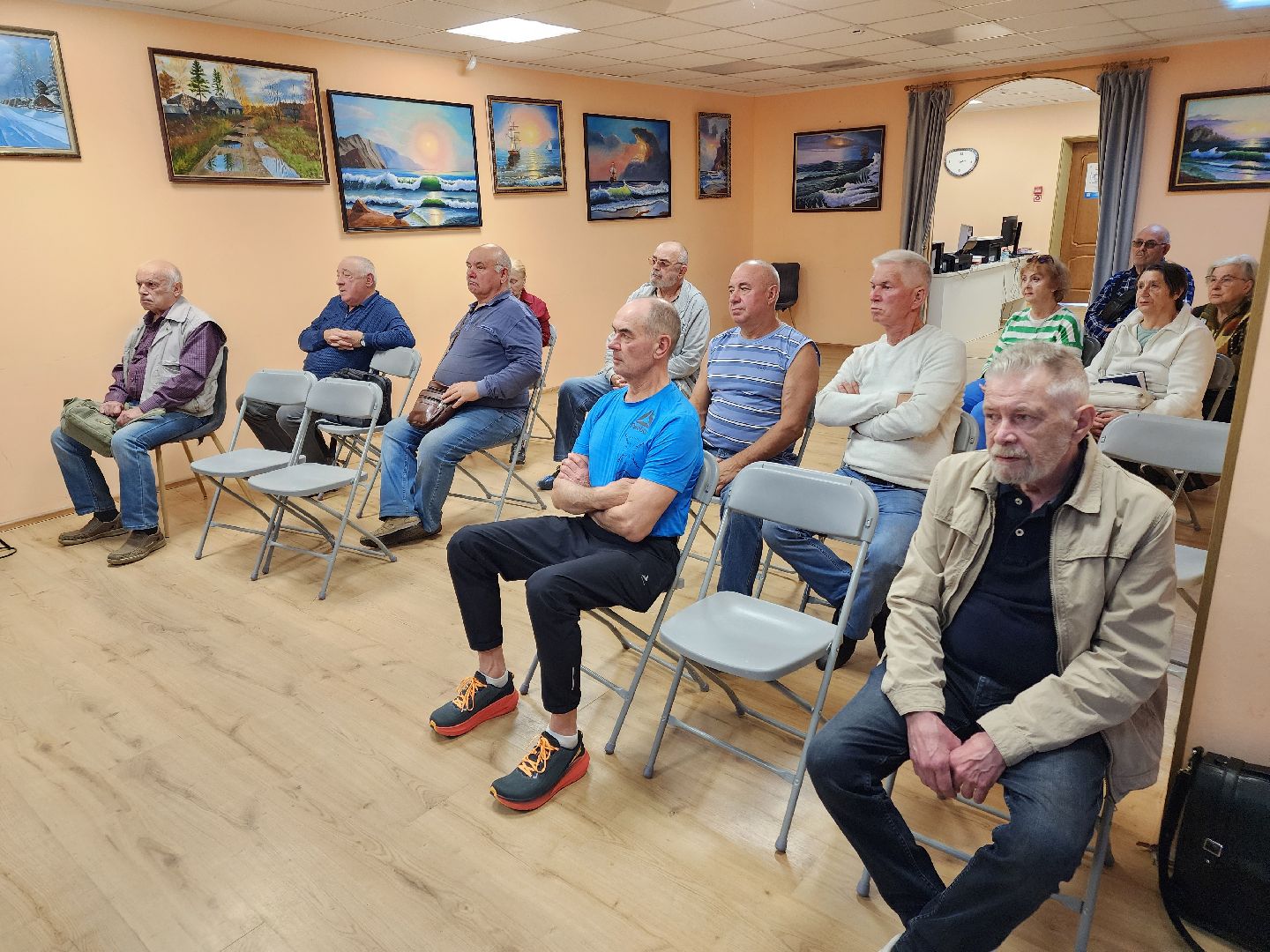 чехов, дворец спорт олимпийский, клуб активное долголетие, встреча жителей с урологом, экспресс тесты пса, скрининг, анализы крови, главврач чеховской больницы, консультации, проект навстречу здоровью,диалоги о здоровье,