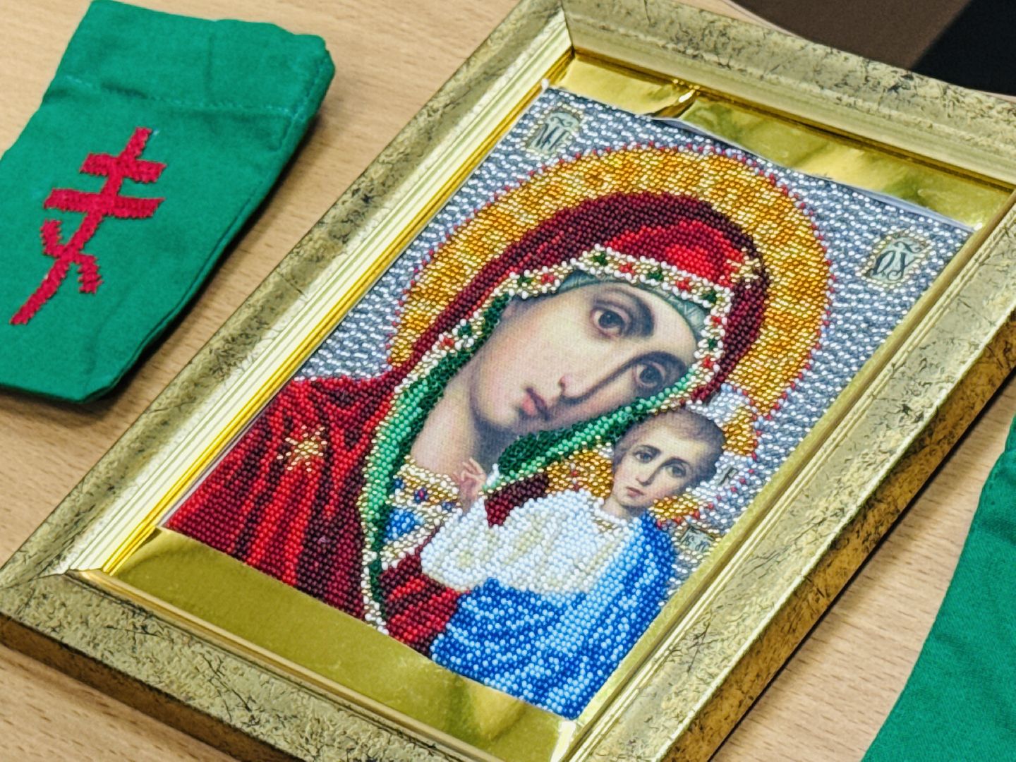 раменское, иконы, вышивка, промысел, выставка икон, необычное хобби,портретник, портретный репортаж,