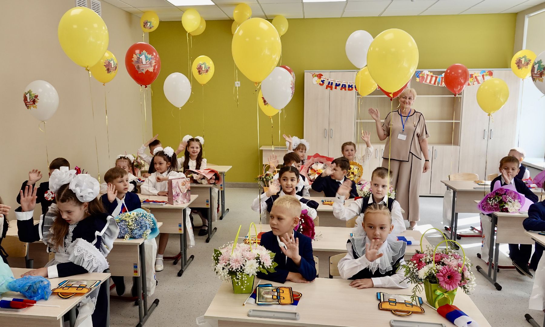 образование , капитальный ремонт школ , 1 сентября ,  день знаний , первый звонок , сергиево-посадский городской округ, пересвет  ,