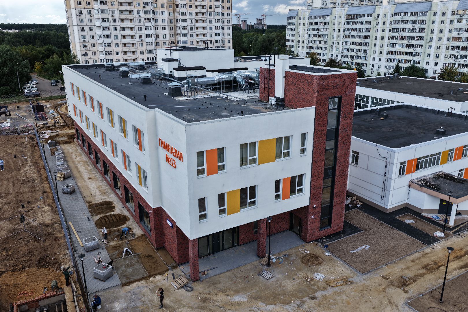 видео с коптера, пристройка к гимназии 13, образование в долгопрудном,