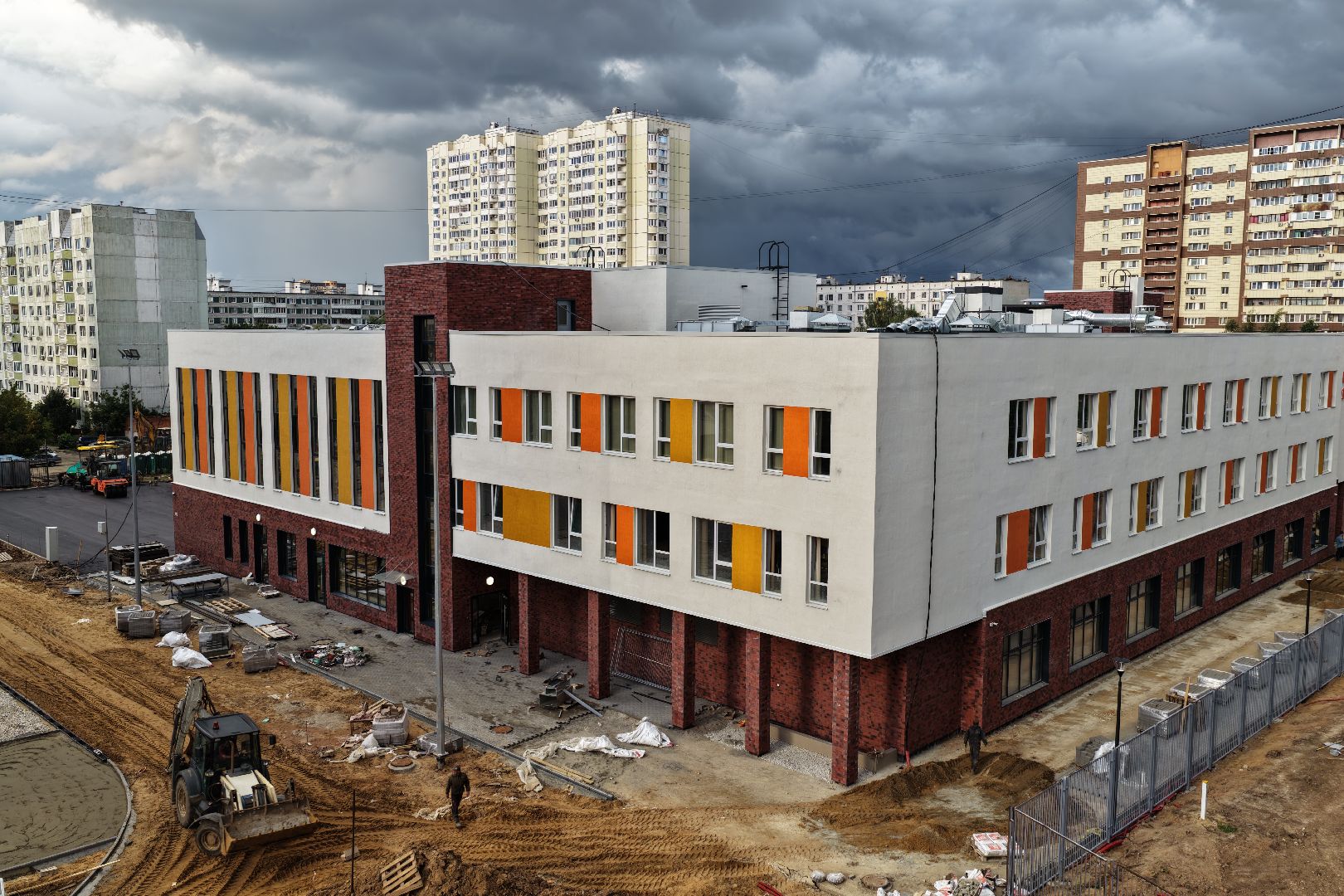 видео с коптера, пристройка к гимназии 13, образование в долгопрудном,