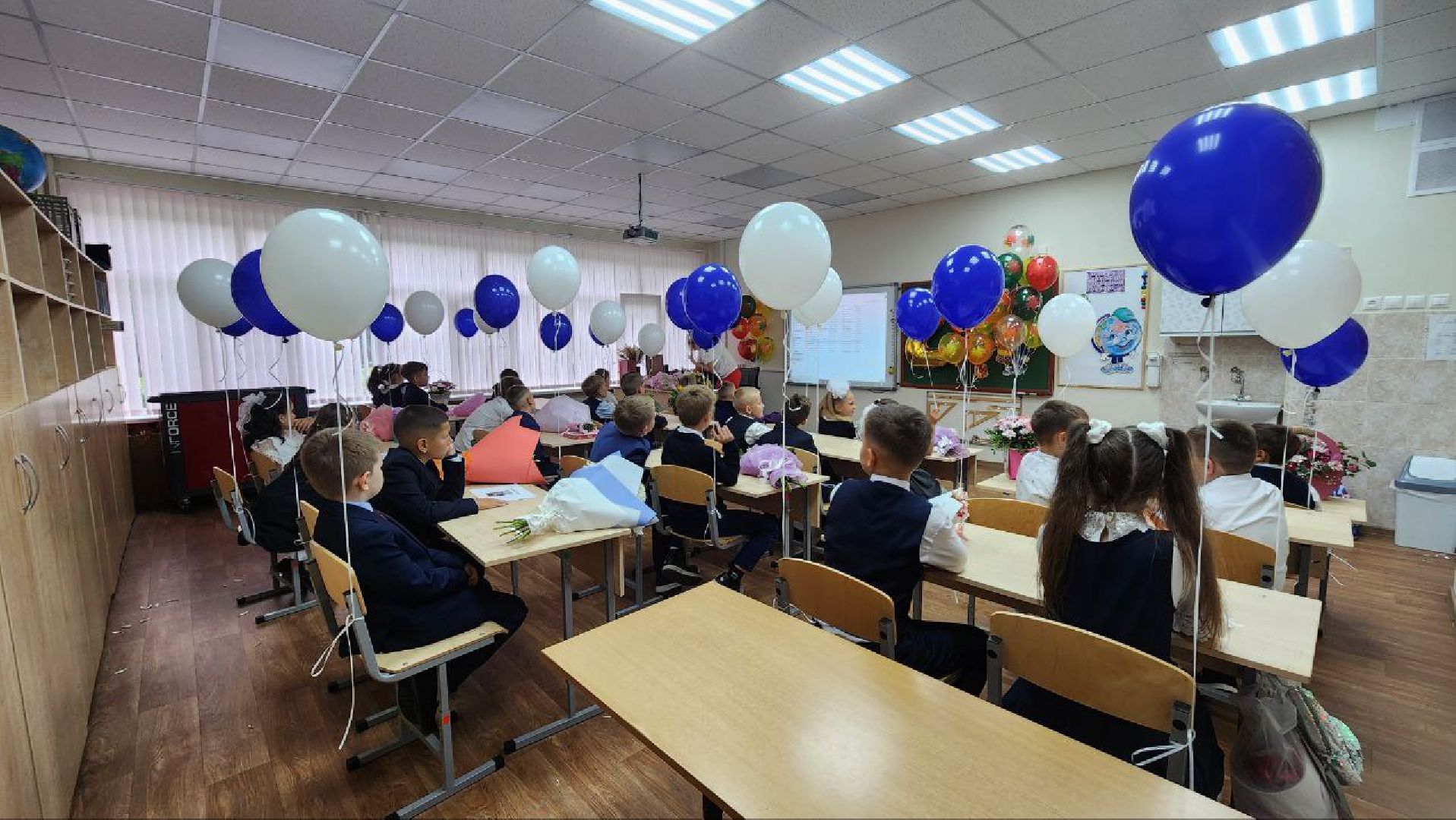 Реутов, образование, ремонт, школа,физтех классы, новая мебель,