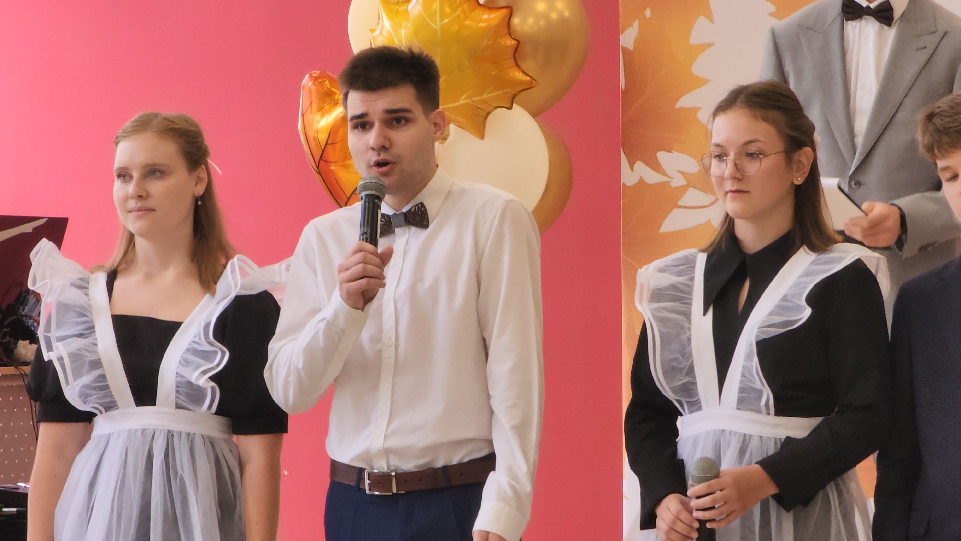 Школа, 1 сентября, день знаний, день знаний в школе, Лобня, Лицей ,