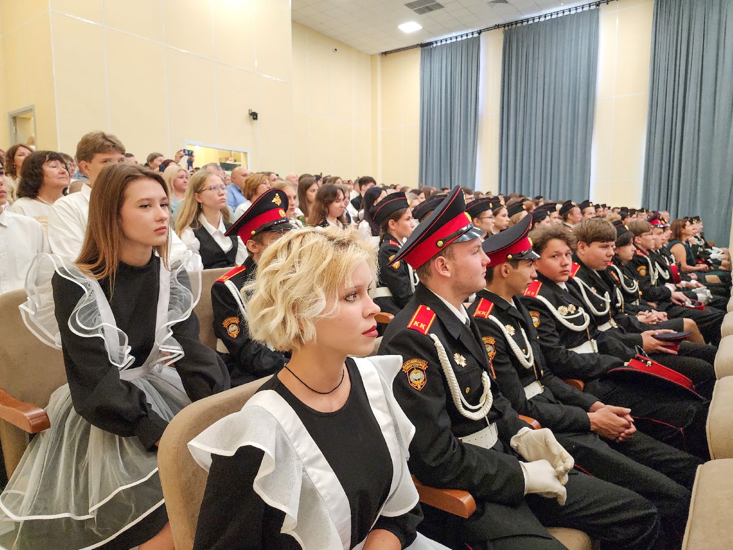 Подольск, День знаний, школа на 1100 мест, 1 сентября, Линейка,