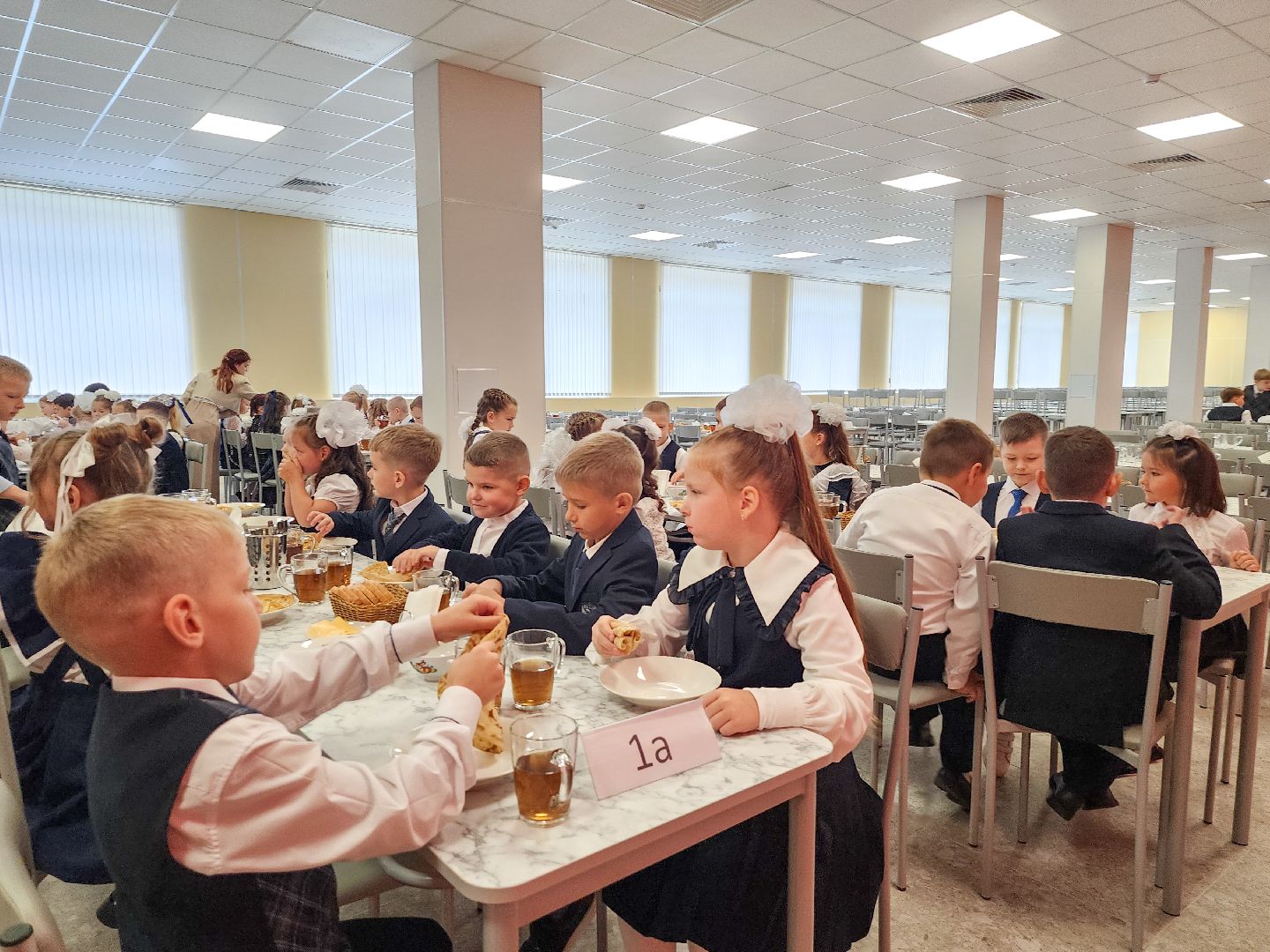 Подольск, День знаний, школа на 1100 мест, 1 сентября, Линейка,