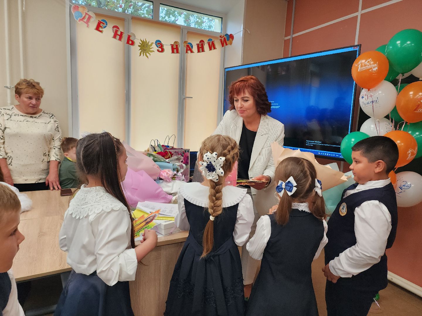 солнечногорск, школа , дети , день знаний, первоклассники,