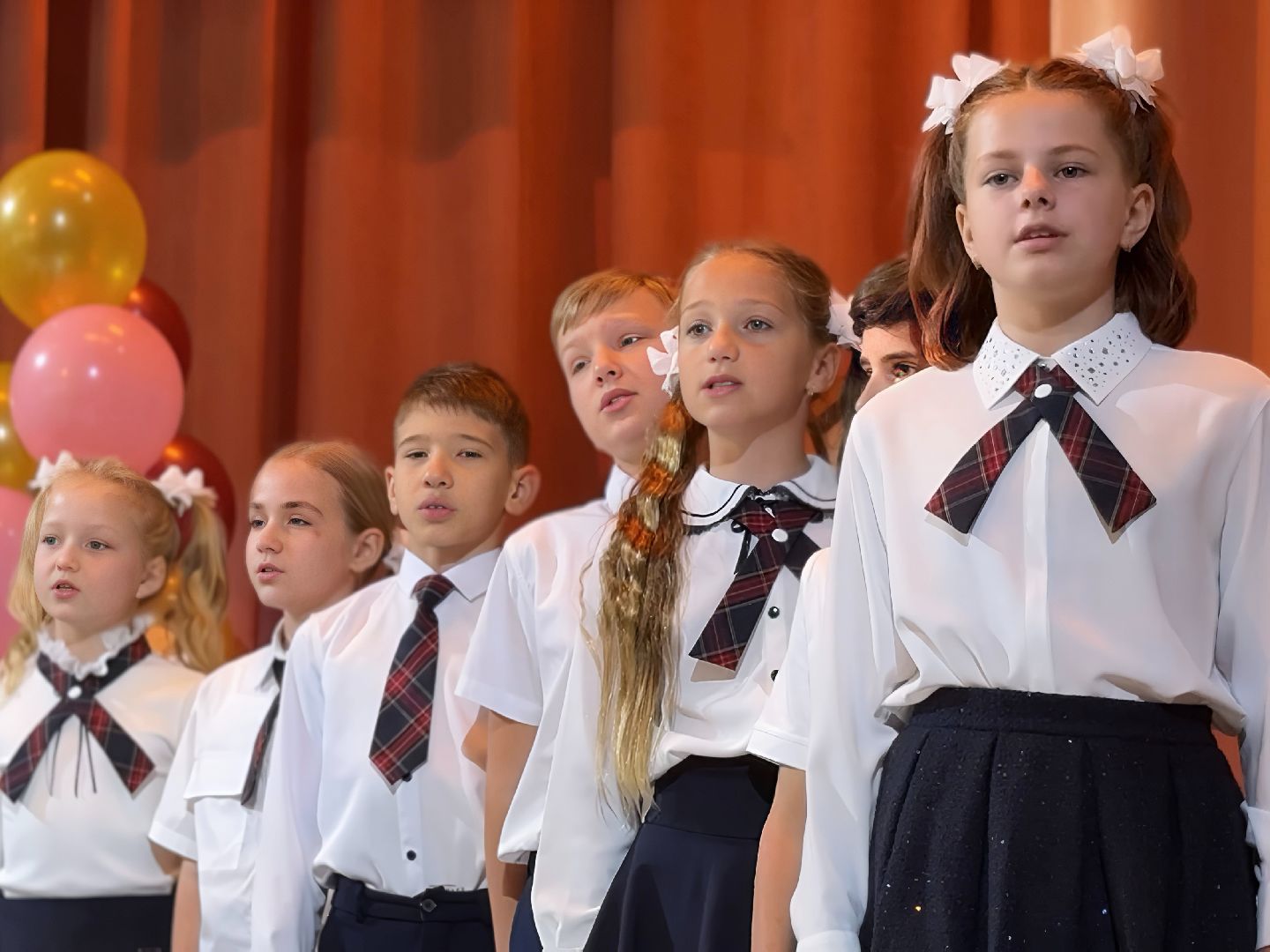 гимназия 2, гимназия 2 раменское, 1 сентября, день знаний,первоклассники, первоклашки,