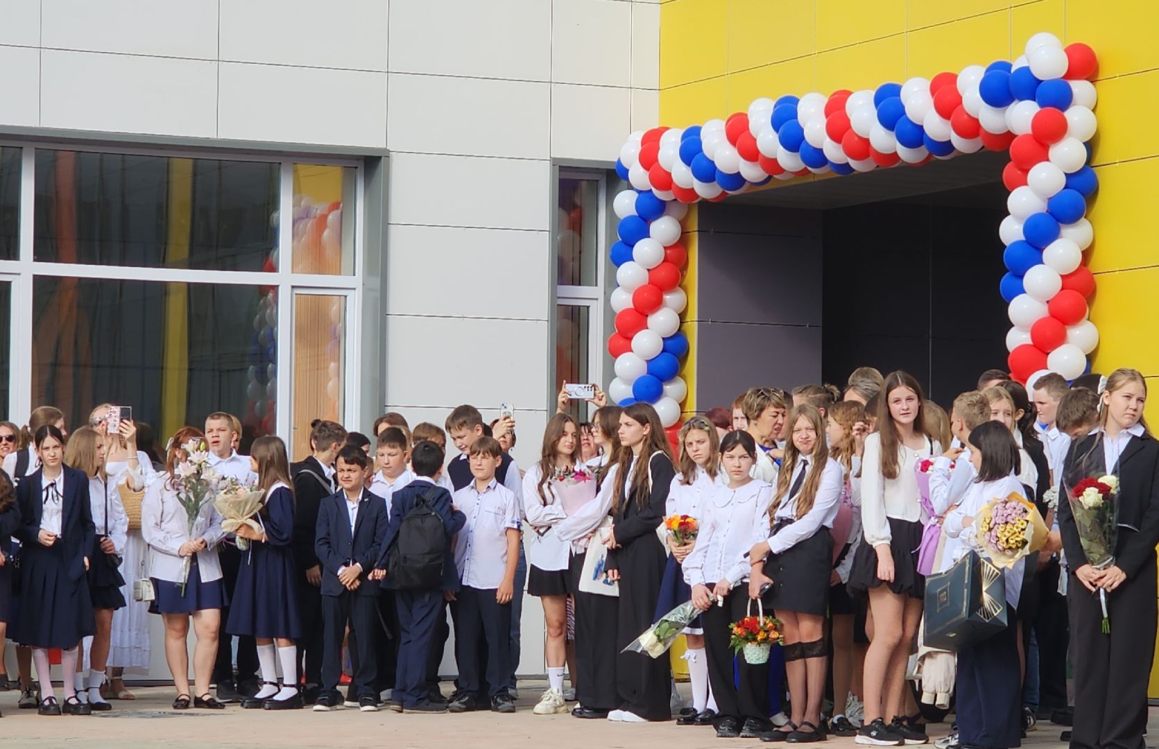 Образование, День знаний ,  Школа в Восточном , Новые школы Звенигорода ,