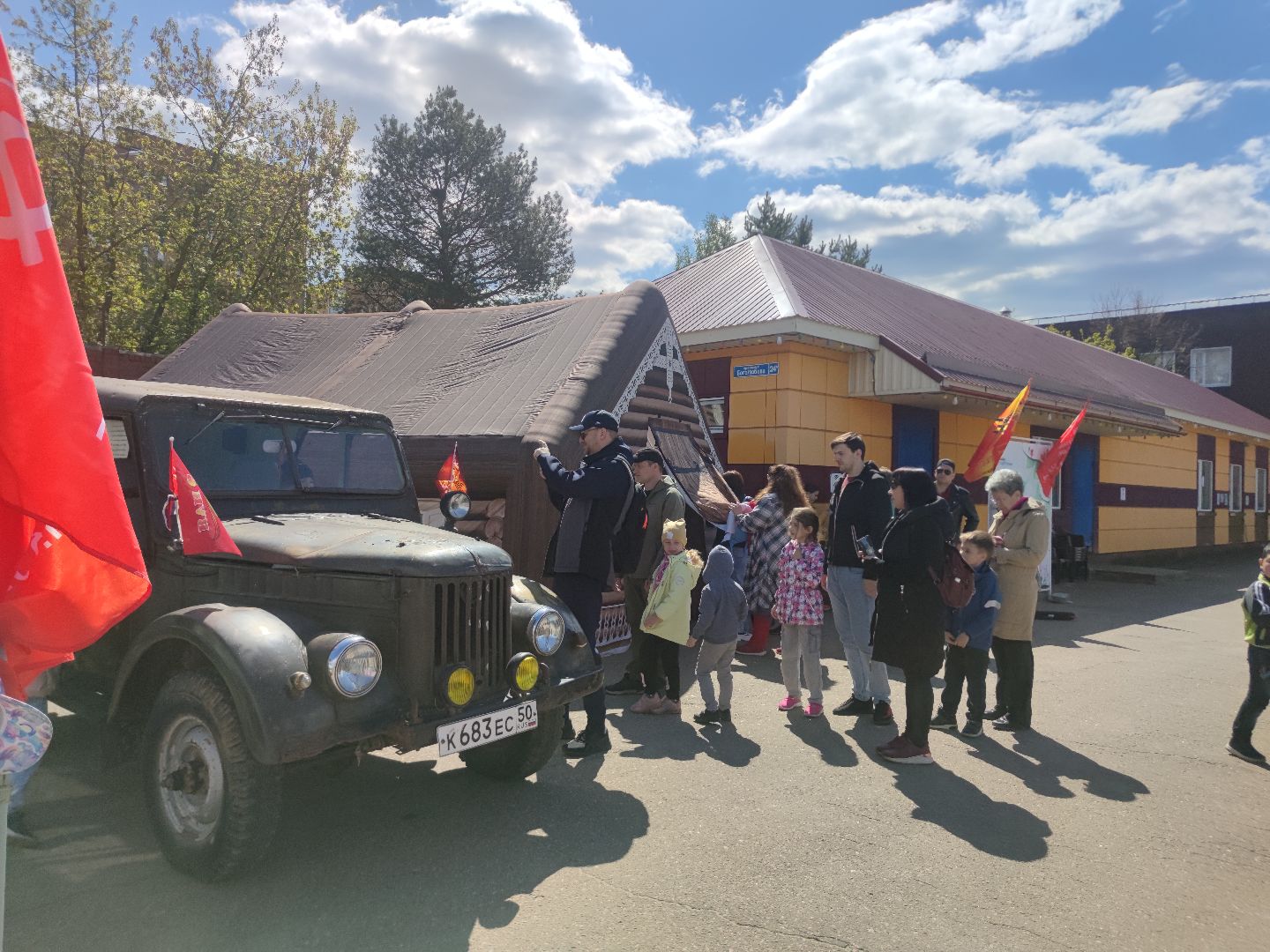 ретро-автомобили, выставка, парк, День Победы, Дубна