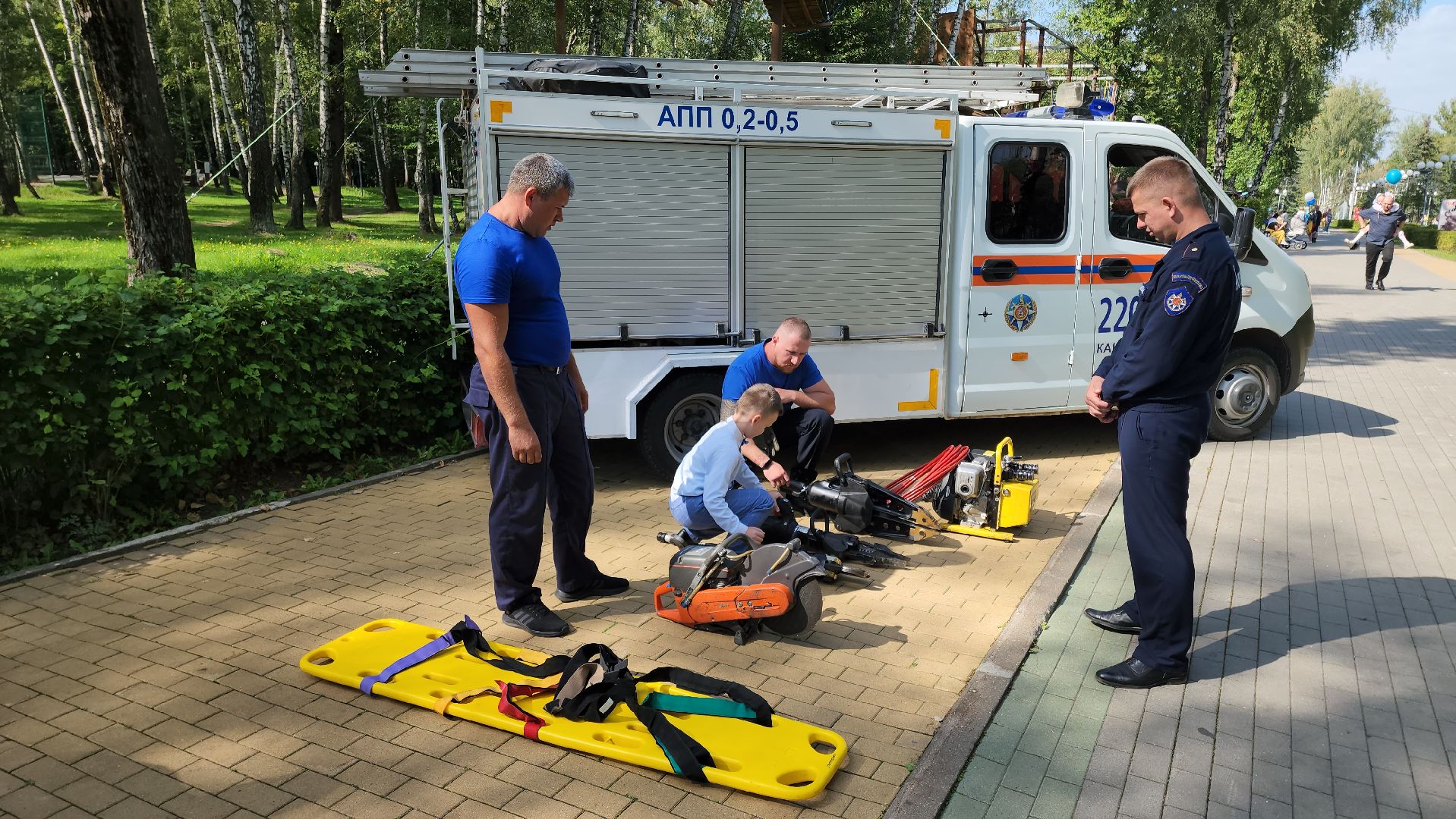 кашира, 1 сентября, парк , дети, мчс, пожарная машина, спасатели,