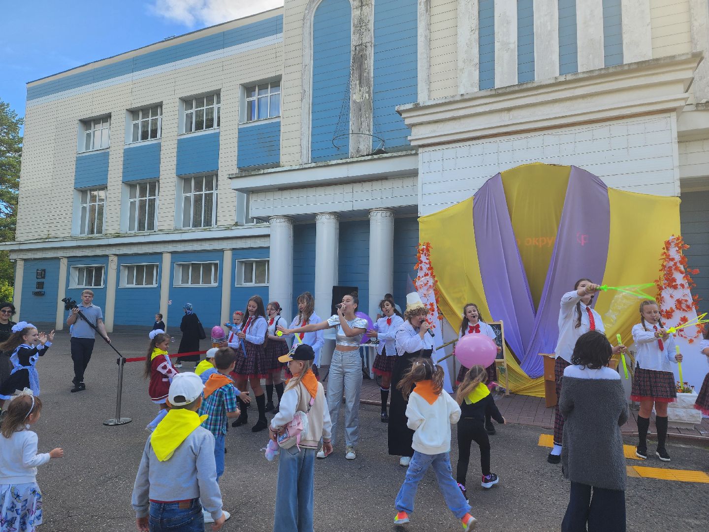 красноармейск, городской округ пушкинский, день знаний, первоклассники,