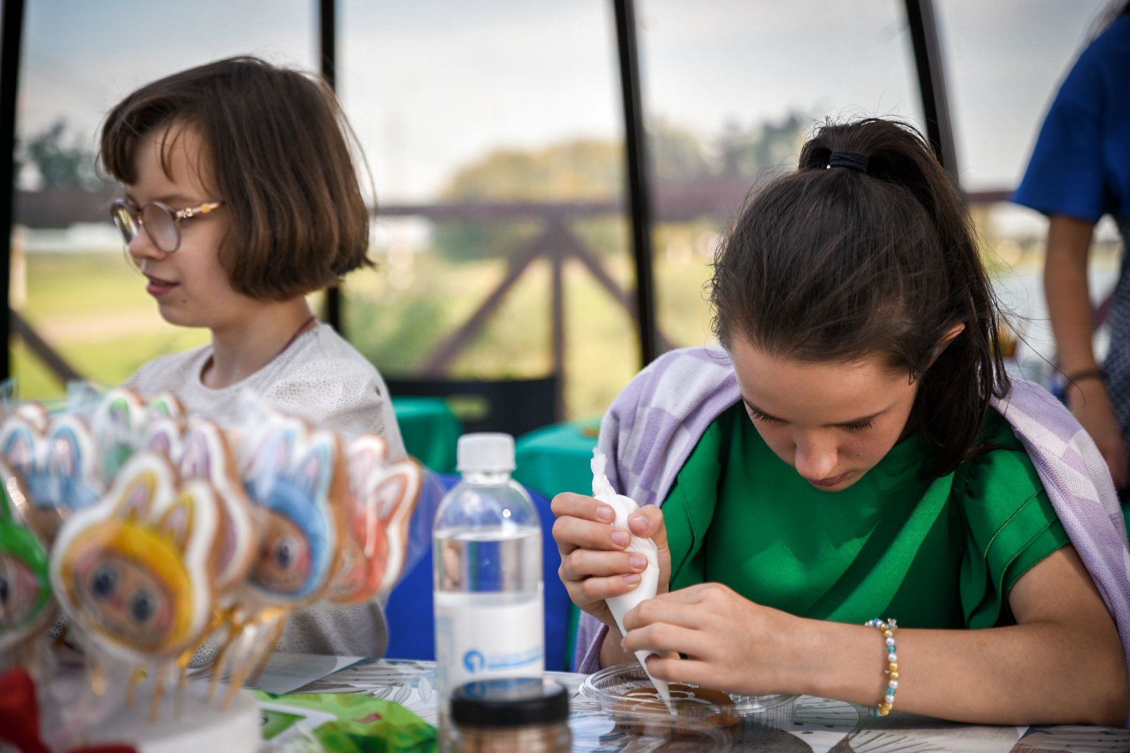 бронницы, парк бронницкий луг, день знаний в парке , дети, шашки в бронницах,
