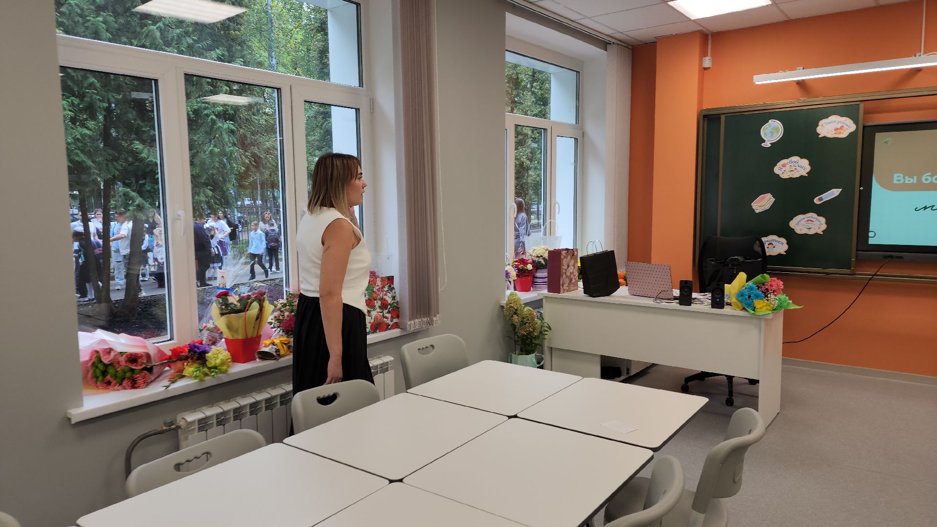 ашукино, ремонт школы, ашукинский образовательный комплекс, дети, день знаний, классный час,новое оборудование,кабинет, интерактивная доска,новая мебель,1 сентября,