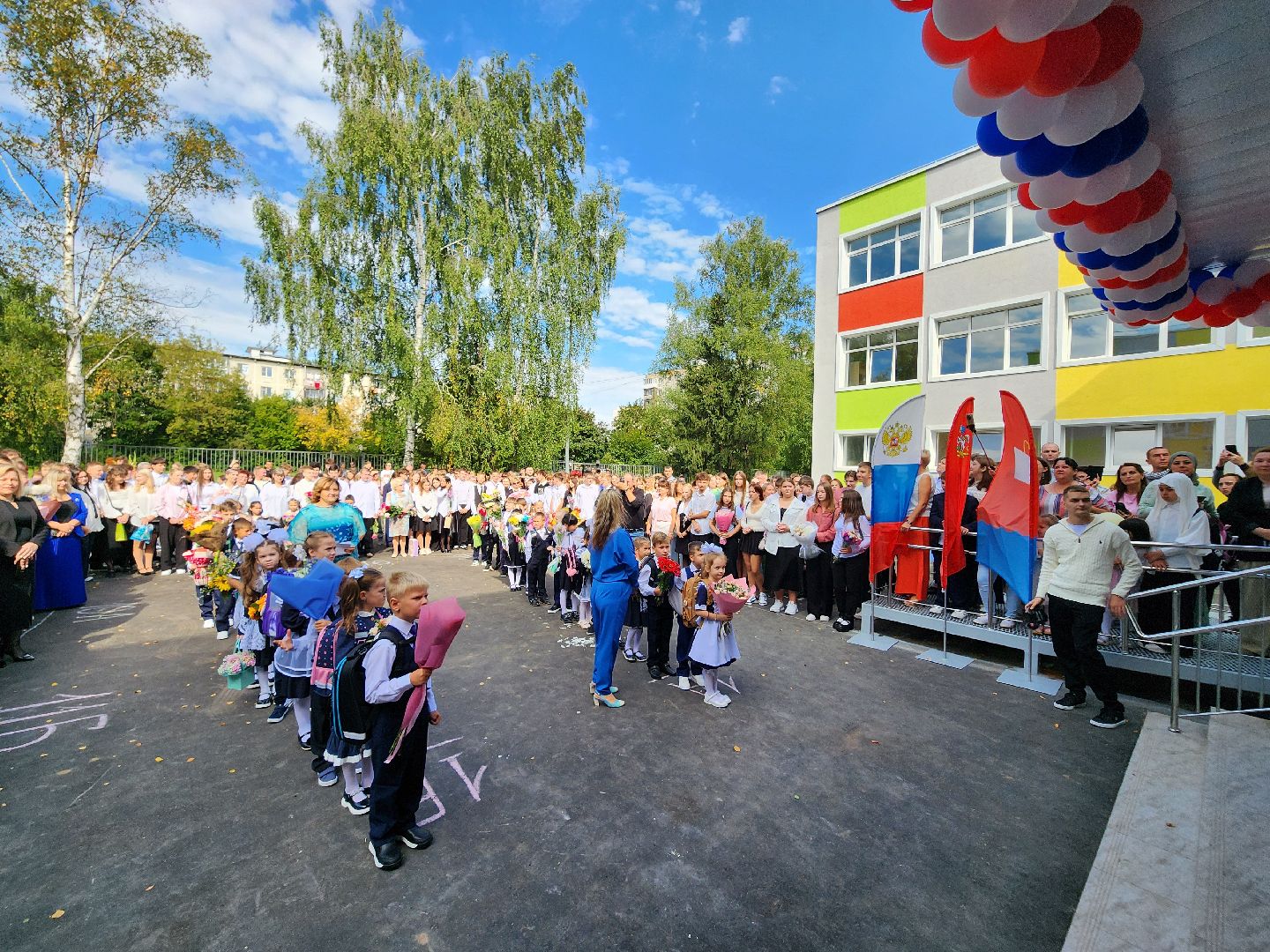 фрязино, 1 сентября, первоклассники подмосковья, капитальный ремонт школы,