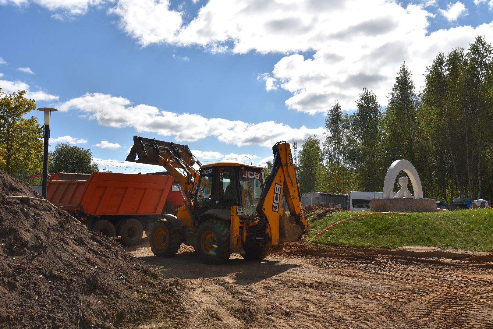 лотошино, стела населенный пункт воинской доблести, благоустройство,