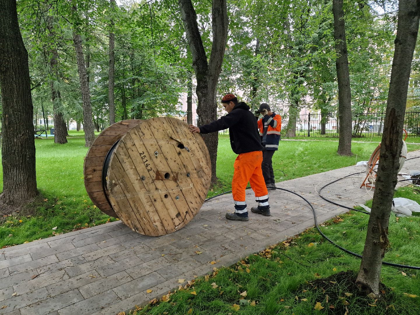 сквер на крупешина в балашихе, благоустройство, балашиха,