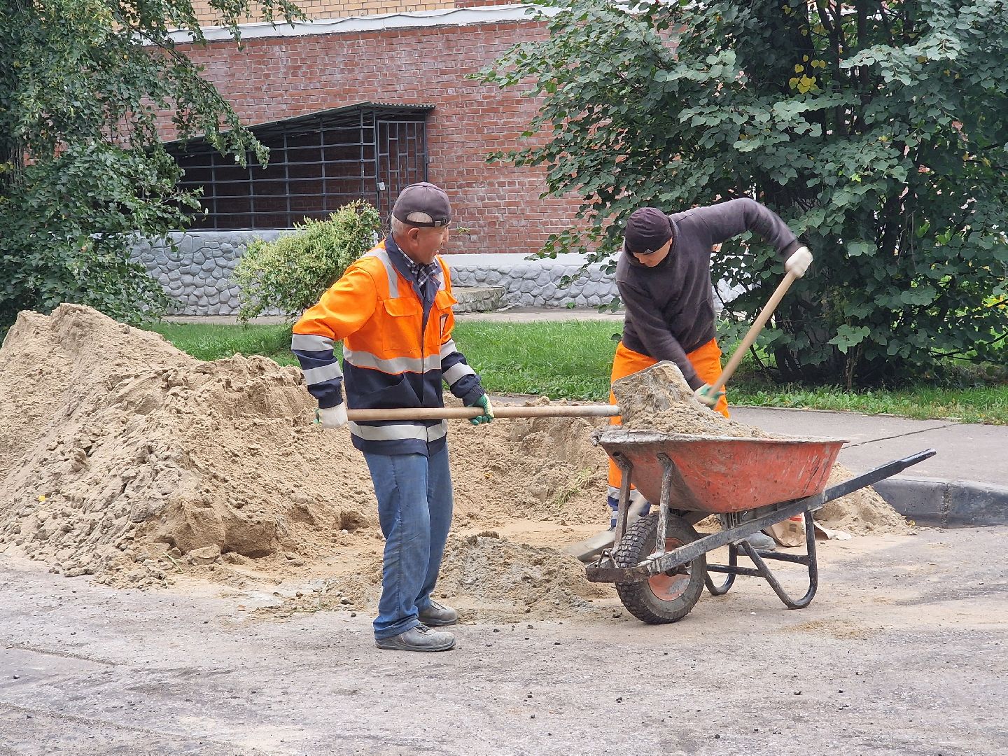 сквер на крупешина в балашихе, благоустройство, балашиха,