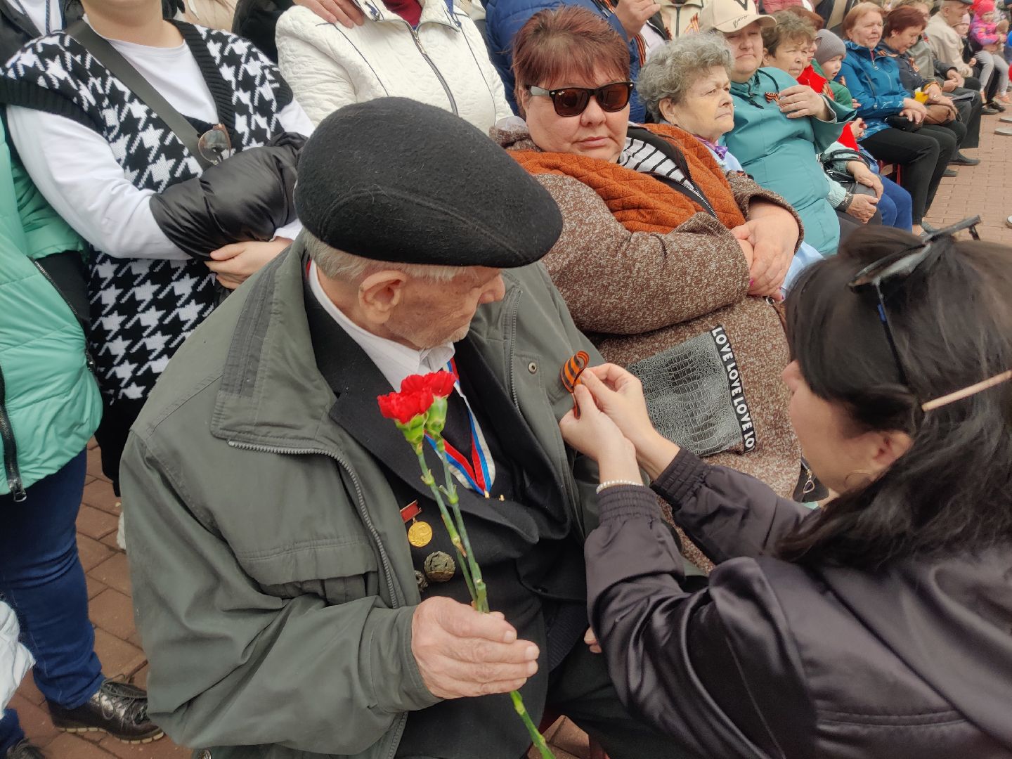 Красноармейск, Пушкинский, День Победы, Плошадь Победы, возложение цветов