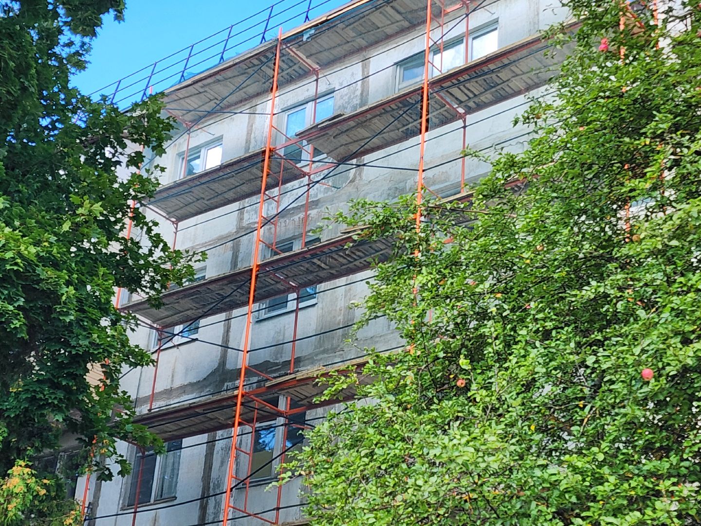 чехов,  микрорайон венюково, улица гагарина 56, капремонт фасада, реконструкция, фасадные работы, капитальный ремонт, гидроизоляция, теплоизоляция, специальные панели, региональная программа Московской области, краткосрочный план ремонта, инженерные сети, фонд капремонта московской области,добродел,