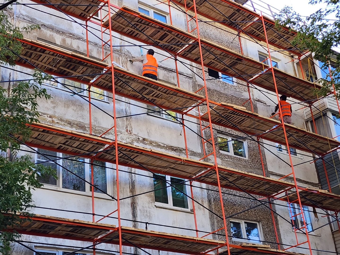 чехов,  микрорайон венюково, улица гагарина 56, капремонт фасада, реконструкция, фасадные работы, капитальный ремонт, гидроизоляция, теплоизоляция, специальные панели, региональная программа Московской области, краткосрочный план ремонта, инженерные сети, фонд капремонта московской области,добродел,