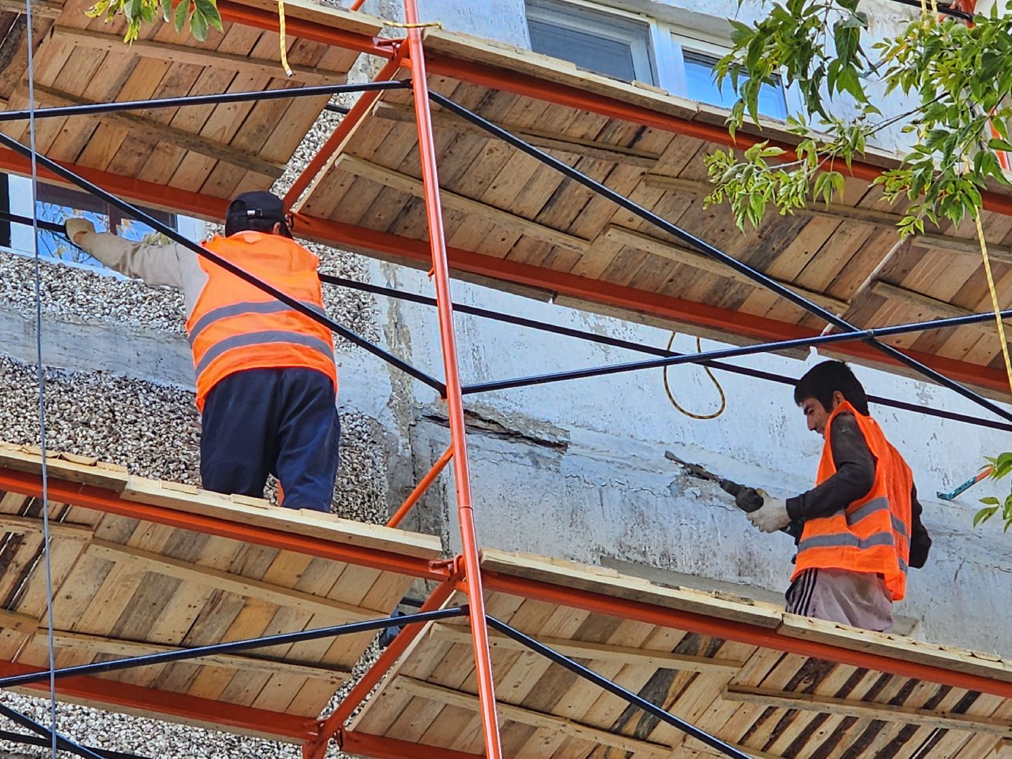 чехов,  микрорайон венюково, улица гагарина 56, капремонт фасада, реконструкция, фасадные работы, капитальный ремонт, гидроизоляция, теплоизоляция, специальные панели, региональная программа Московской области, краткосрочный план ремонта, инженерные сети, фонд капремонта московской области,добродел,