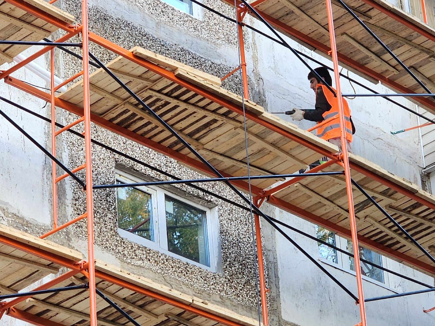 чехов,  микрорайон венюково, улица гагарина 56, капремонт фасада, реконструкция, фасадные работы, капитальный ремонт, гидроизоляция, теплоизоляция, специальные панели, региональная программа Московской области, краткосрочный план ремонта, инженерные сети, фонд капремонта московской области,добродел,