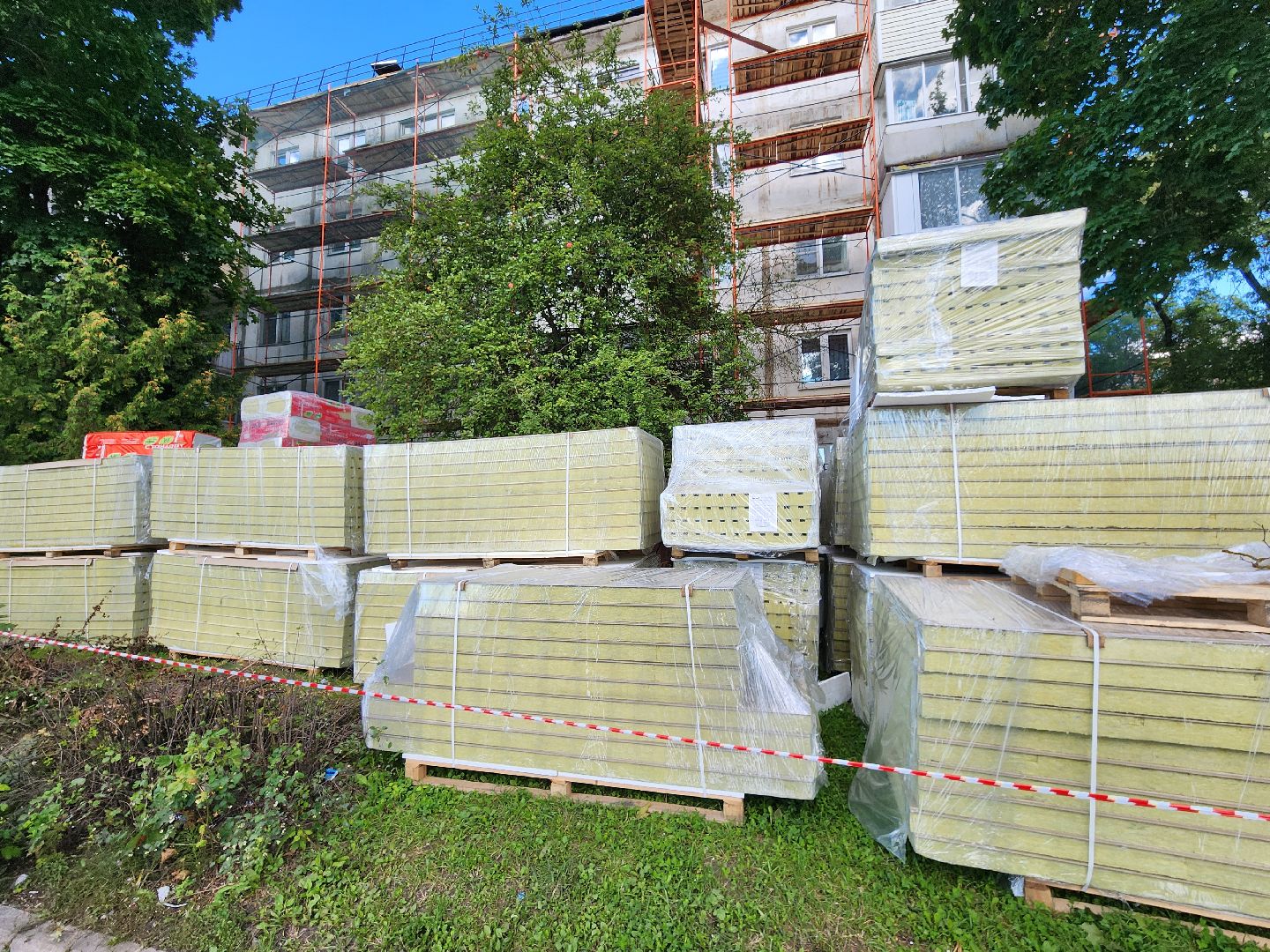 чехов,  микрорайон венюково, улица гагарина 56, капремонт фасада, реконструкция, фасадные работы, капитальный ремонт, гидроизоляция, теплоизоляция, специальные панели, региональная программа Московской области, краткосрочный план ремонта, инженерные сети, фонд капремонта московской области,добродел,