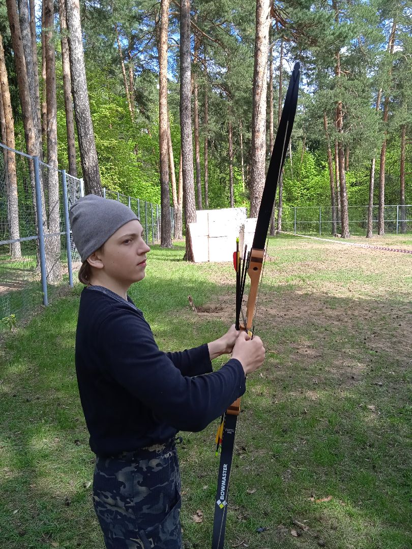 городской, парк, гуляния, рыцари, современные, меч, лук