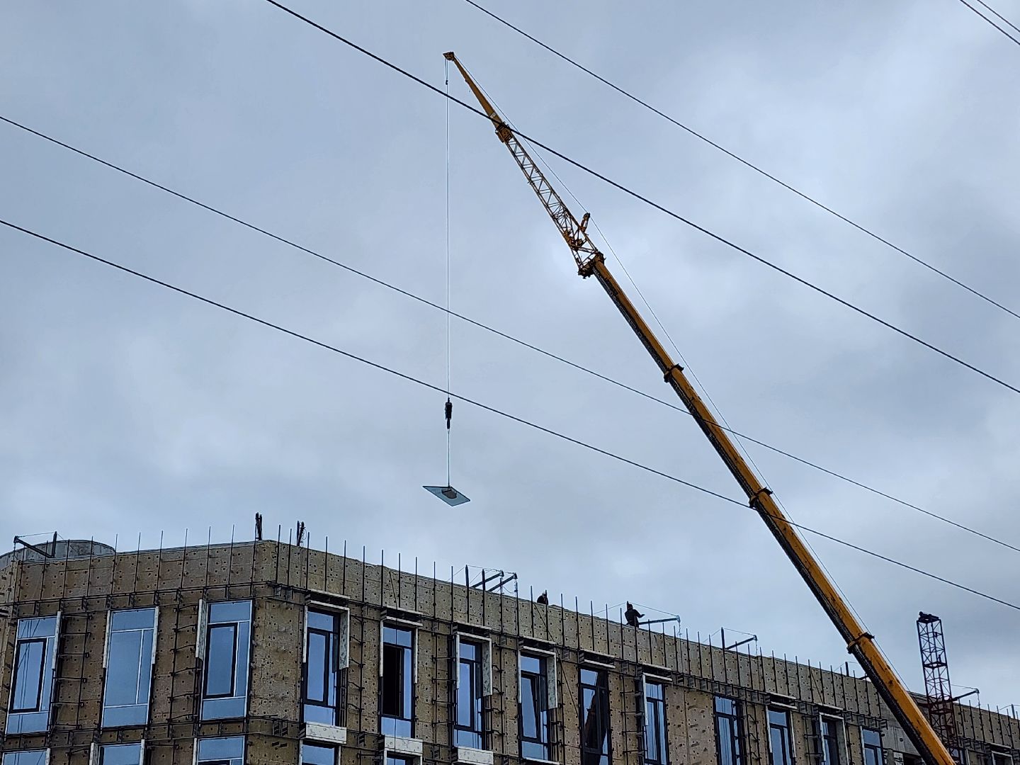 чехов, улица мира 4а, детская поликлиника, строительство, фасадные работы, утепление фасада, прокладка инженерных сетей, остекление, водоснабжение, дирекция заказчика капитального строительства, нацпроект здравоохранение, госпрограмма московской области, строительство социальных объектов,