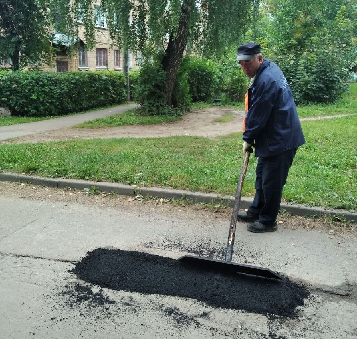 ивантеевка, пушкинский, ямочный ремон, ямочный ремонт дорог, коммунальная служба, асфальтовое покрытие,внутриквартальная дорога, жители,