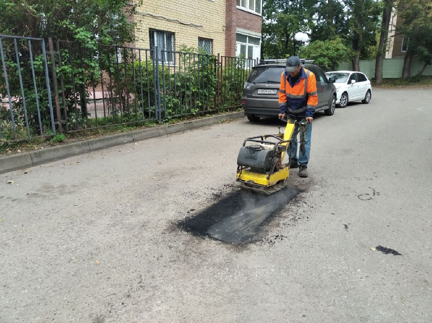 ивантеевка, пушкинский, ямочный ремон, ямочный ремонт дорог, коммунальная служба, асфальтовое покрытие,внутриквартальная дорога, жители,