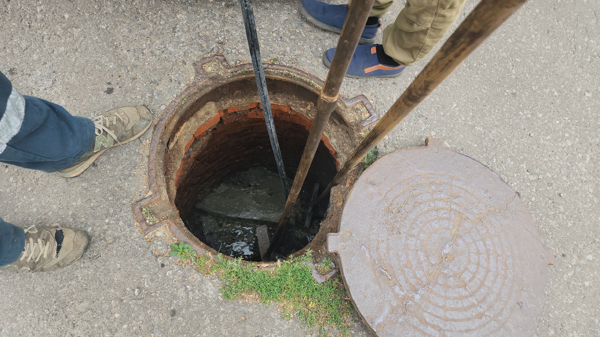 ивантеевка, пушкинский, засор канализации, люк, прочистка канализации,водоканал, канализационные сети,устранение проблемы,