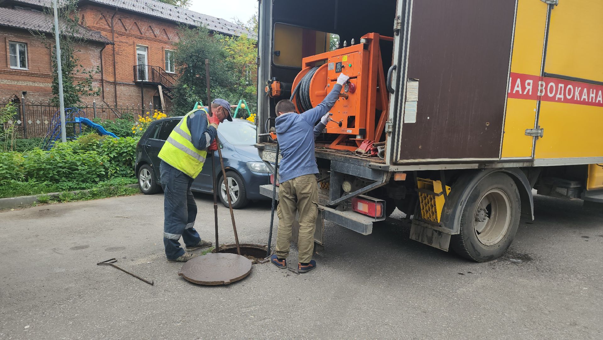 ивантеевка, пушкинский, засор канализации, люк, прочистка канализации,водоканал, канализационные сети,устранение проблемы,