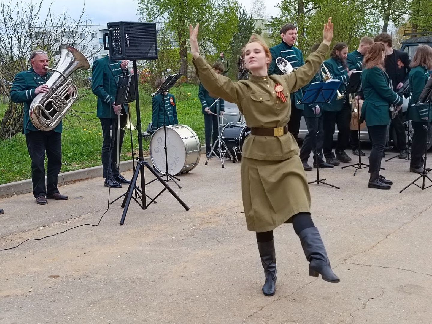 Можайск, Можайский городской округ, Подмосковье, День Победы, поздравление ветерана, фронтовая бригада, песни военных лет, 9 мая